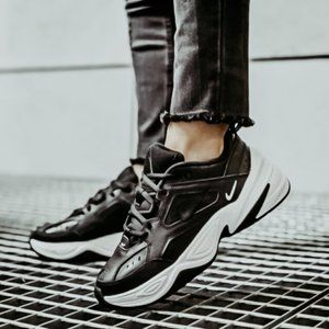 nwt nike M2k black/white